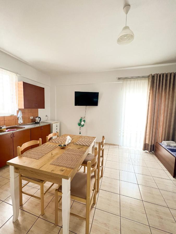 Garden Villa Sarande Apt-6 Екстериор снимка
